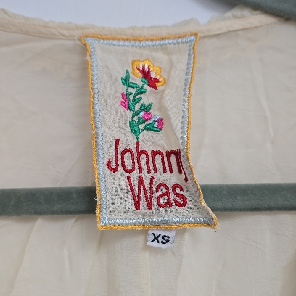 Johnny Was Cream Ivory 3/4 Sleeve Cupra Rayon Boho Embroidered Top  - Picture 5 of 10